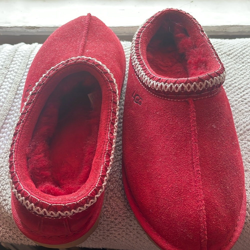 Red Ugg Slides